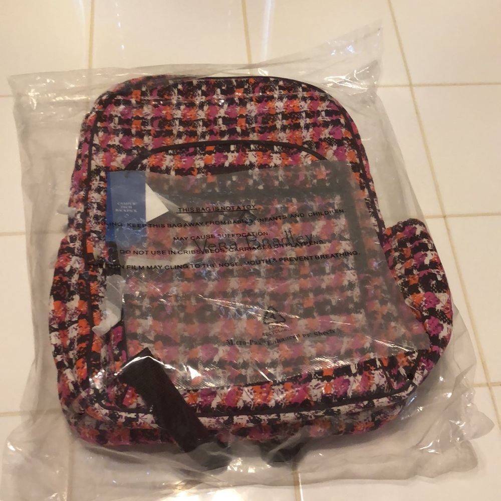 ⭐️VERA BRADLEY BACKPACK⭐️